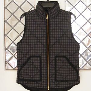J Crew black gray checked Puffer Vest Small plaid Full-zip Quilted EUC Pockets